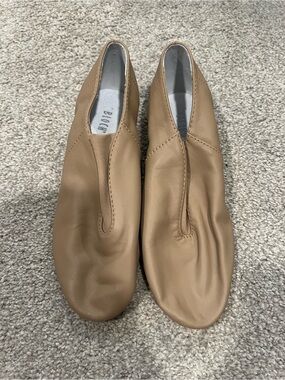Bloch Tan Super Jazz Women’s Flexible Dance Shoes Size 6 NWOT